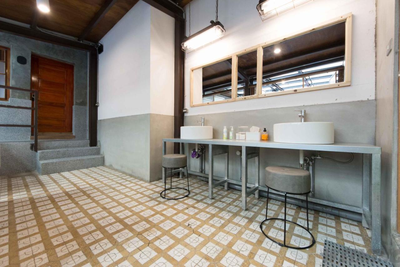 158 Hostel Tainan Dış mekan fotoğraf
