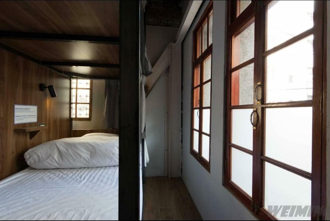 158 Hostel Tainan Dış mekan fotoğraf